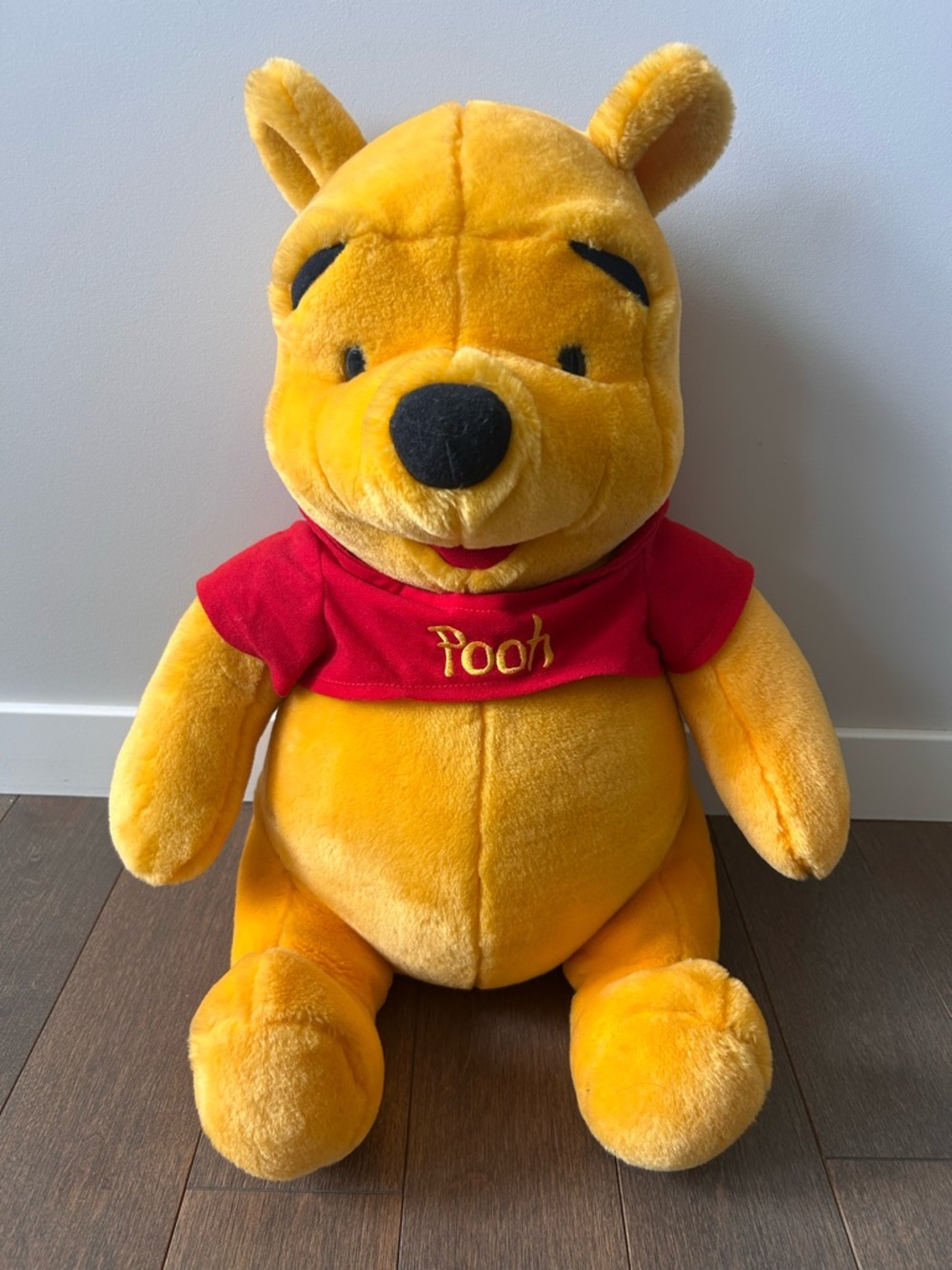 Vintage MATTEL Disney Winnie the Pooh 20" Large Seated‎ Plush Stuffed Bear